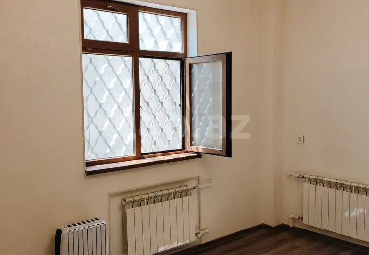 450 000 AZN - 8 otaqlı mənzil , Yeni Yasamal qəs., Yasamal, Bakı