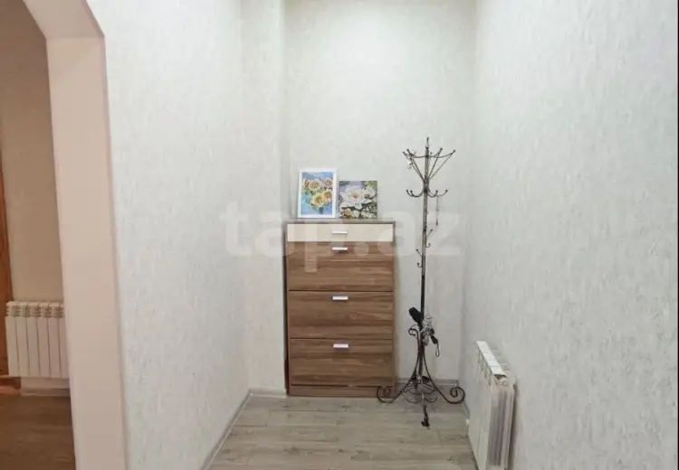 450 000 AZN - 8 otaqlı mənzil , Yeni Yasamal qəs., Yasamal, Bakı