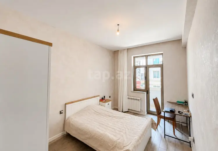 3 otaqlı mənzil , Bakı