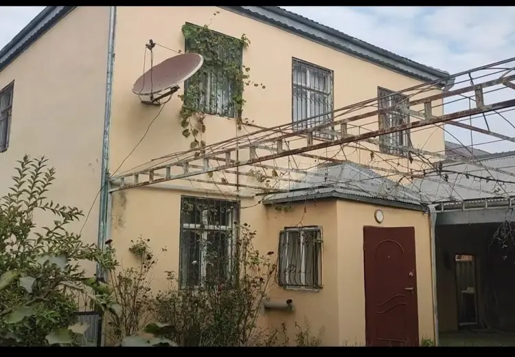 5 otaqlı mənzil , Balakən