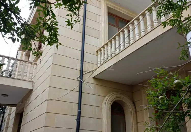 10 otaqlı mənzil Satılır, Badamdar qəs., Səbail, Bakı