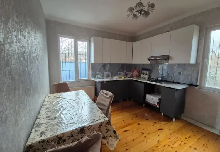 3 otaqlı mənzil , Bakı
