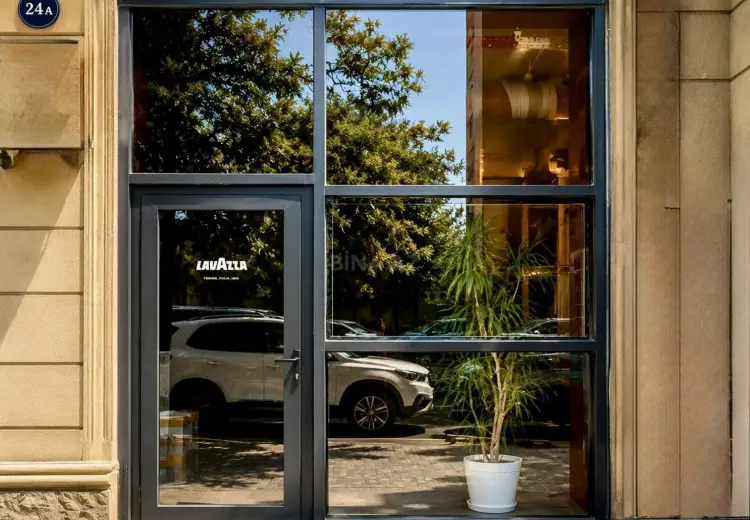 100 m² Obyekt / Ofis Satılır, Səbail, Bakı