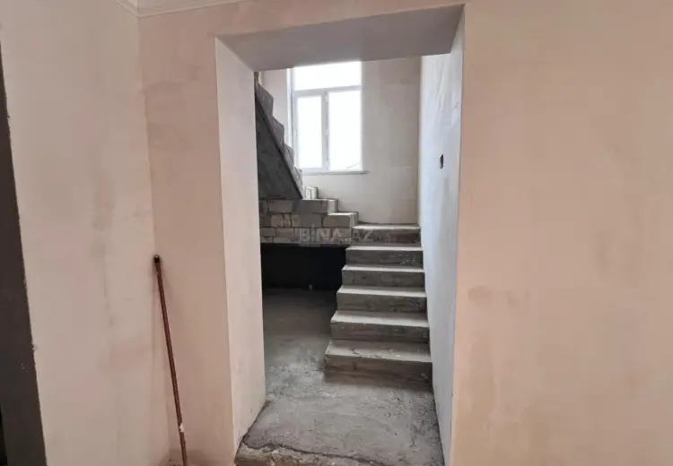 9 otaqlı mənzil Satılır, Qəbələ