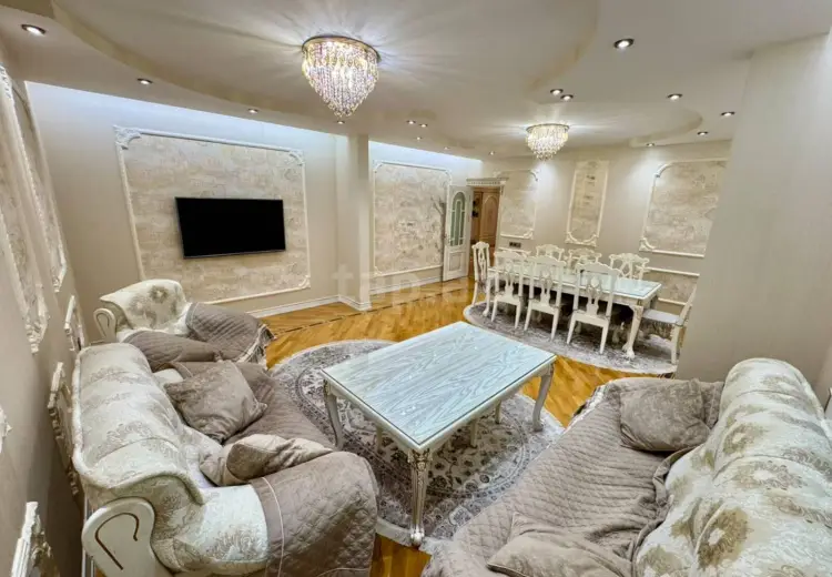 5 otaqlı mənzil , 6-cı mikrorayon, Binəqədi, Bakı