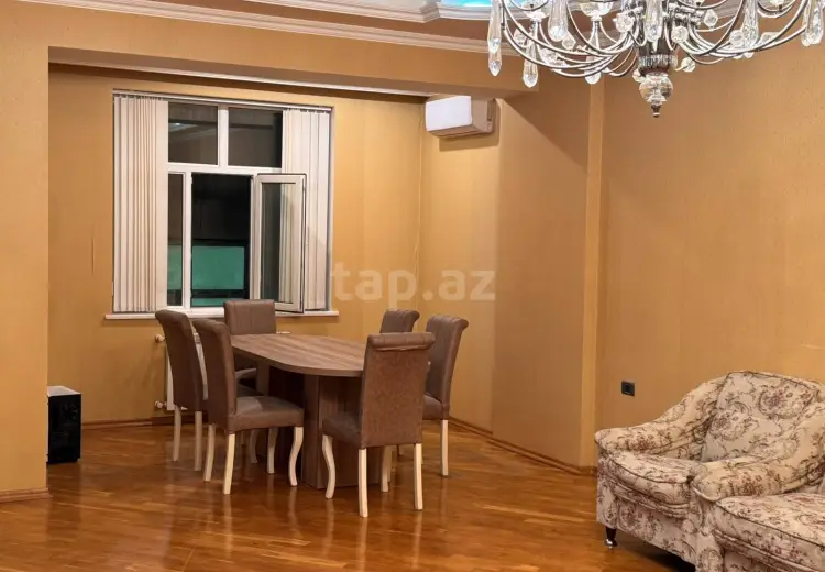 1 000 AZN - 3 otaqlı mənzil Kirayə (aylıq), Bakı