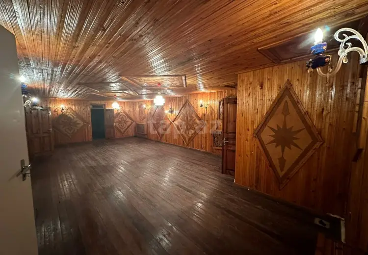 7 otaqlı mənzil , Xaçmaz