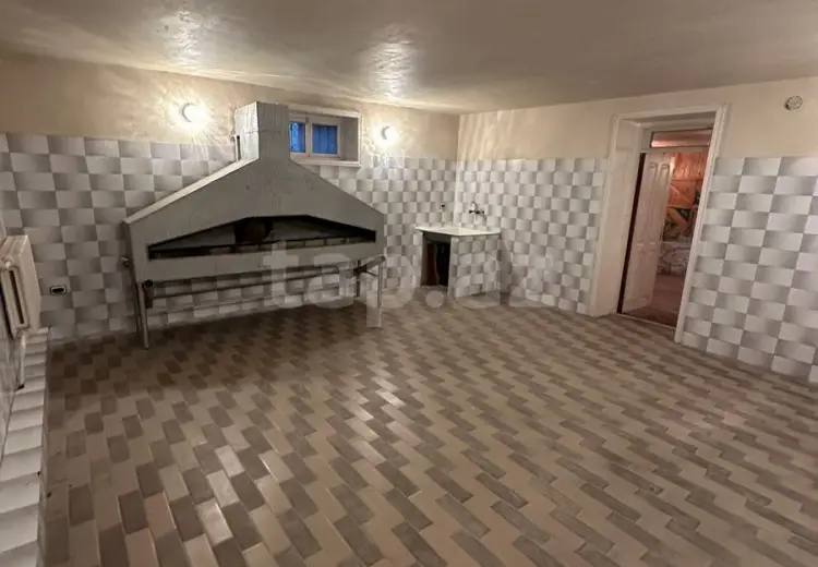 7 otaqlı mənzil , Xaçmaz