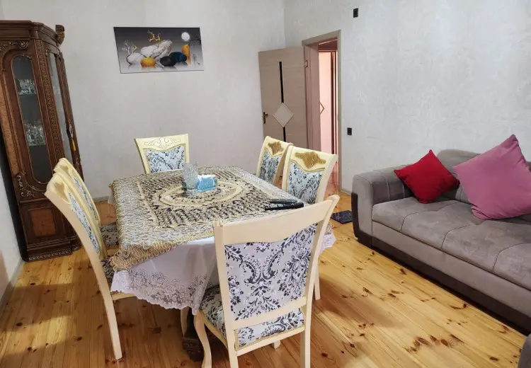 7 otaqlı mənzil Satılır, Abşeron