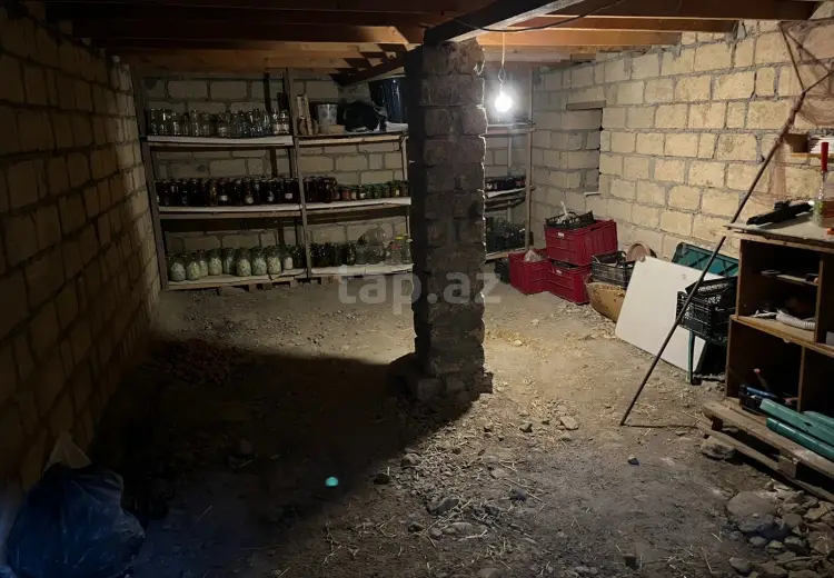 4 otaqlı mənzil , Gəncə