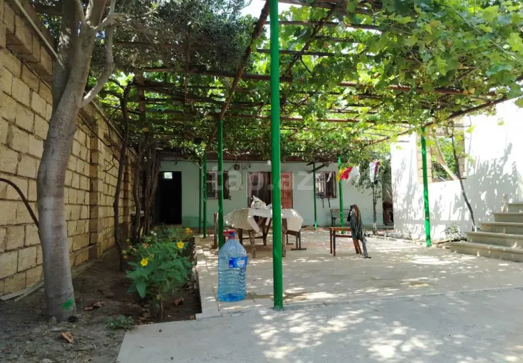 5 otaqlı mənzil , Bakı