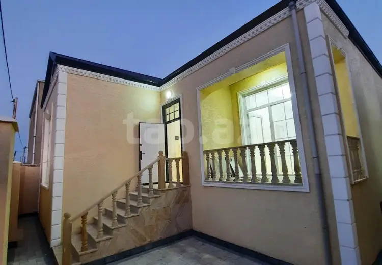 4 otaqlı mənzil , Bakı