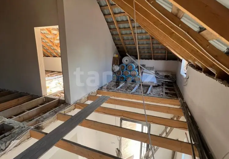 7 otaqlı mənzil , Quba