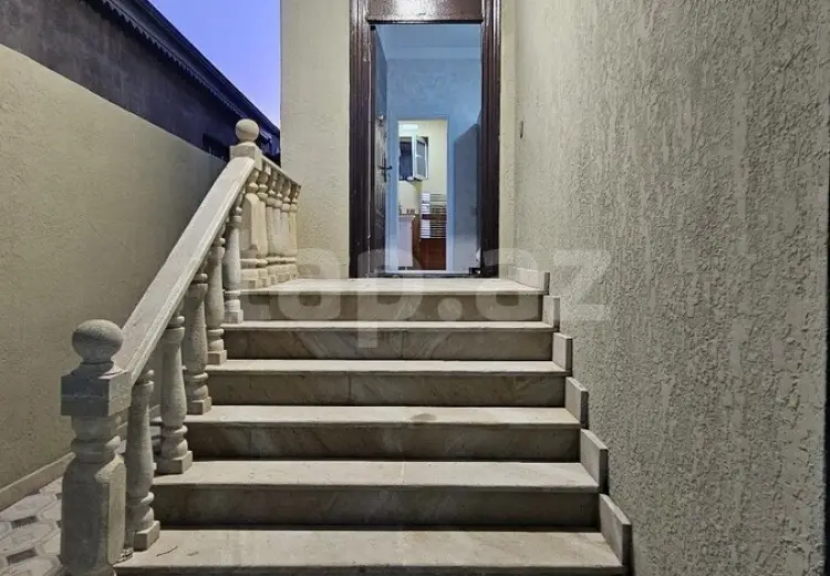 4 otaqlı mənzil , Bakı