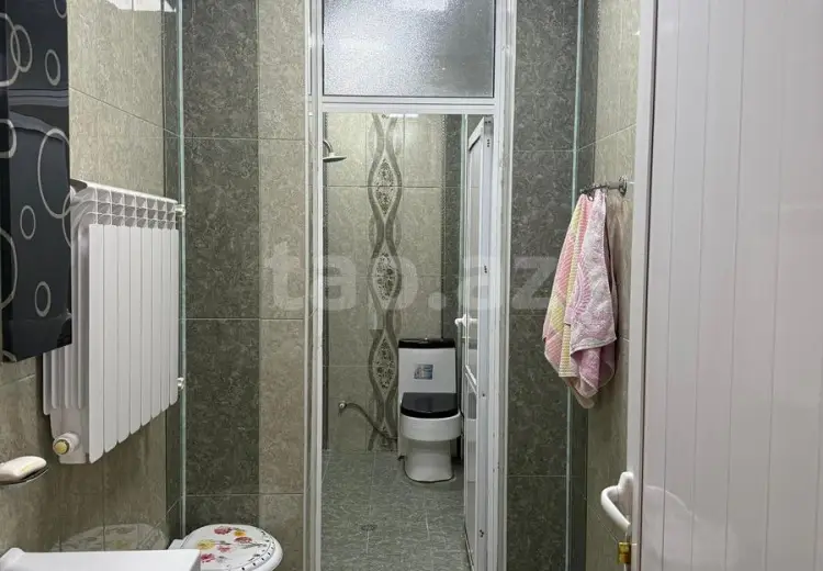 8 otaqlı mənzil , Gəncə