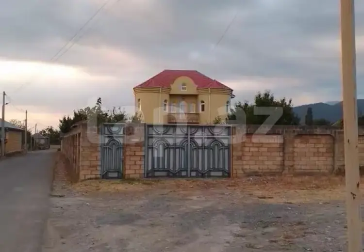7 otaqlı mənzil , İsmayıllı