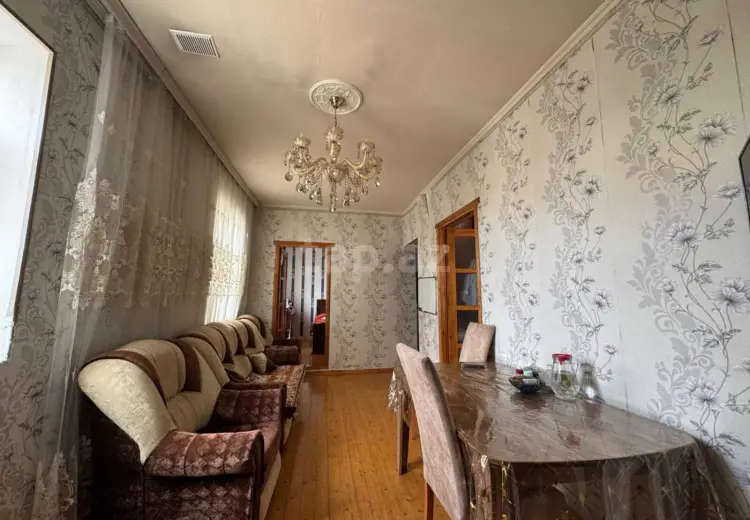 3 otaqlı mənzil , Bakı