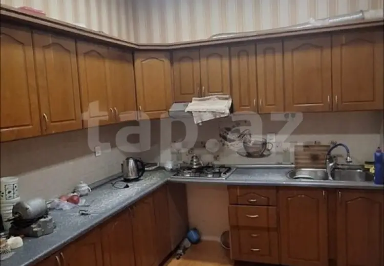 150 000 AZN - 6 otaqlı mənzil , Mehdiabad, Abşeron