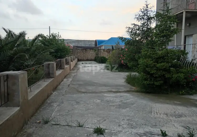 6 otaqlı mənzil , Bakı