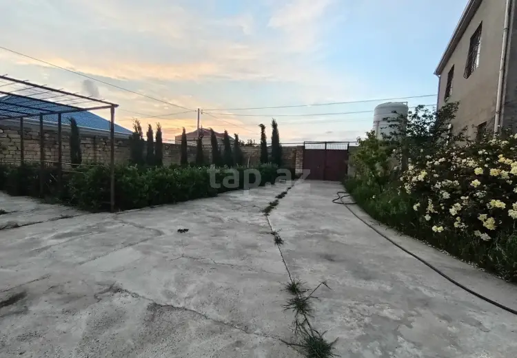 6 otaqlı mənzil , Bakı