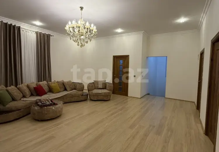 6 otaqlı mənzil , Bakı