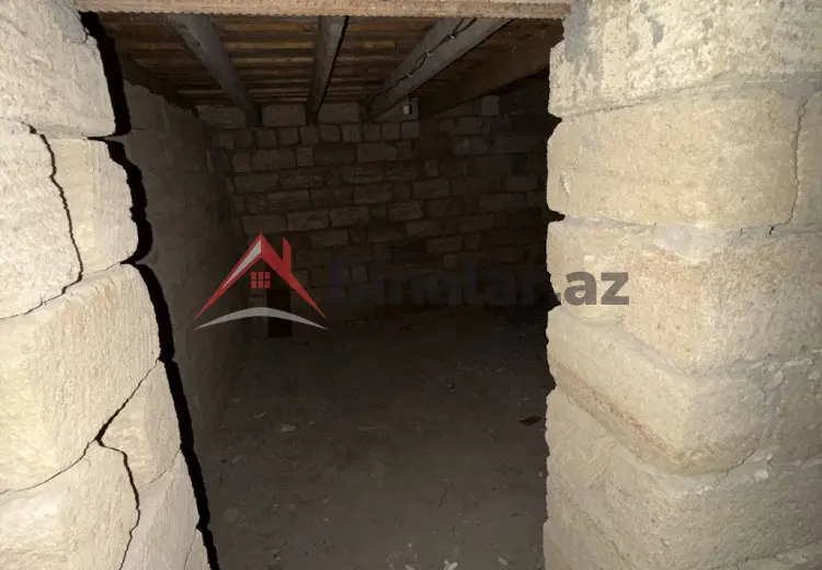 11 otaqlı mənzil Satılır, Xırdalan