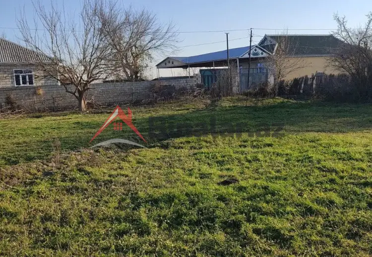 100 sot Torpaq Kirayə (aylıq), Salyan