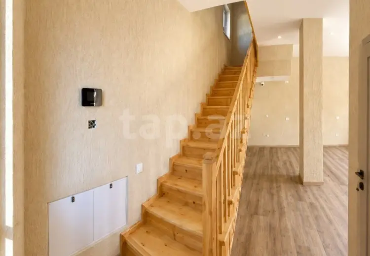 6 otaqlı mənzil , Quba