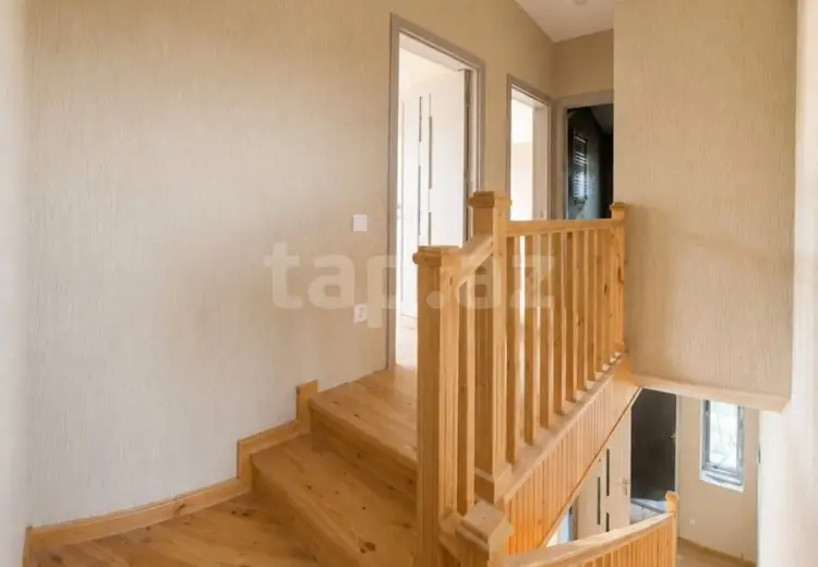 6 otaqlı mənzil , Quba