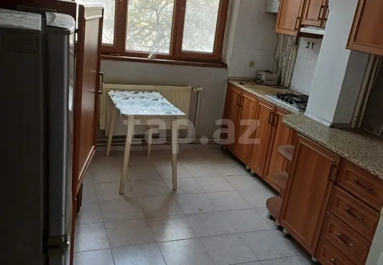 3 otaqlı mənzil Kirayə (aylıq), Bakı