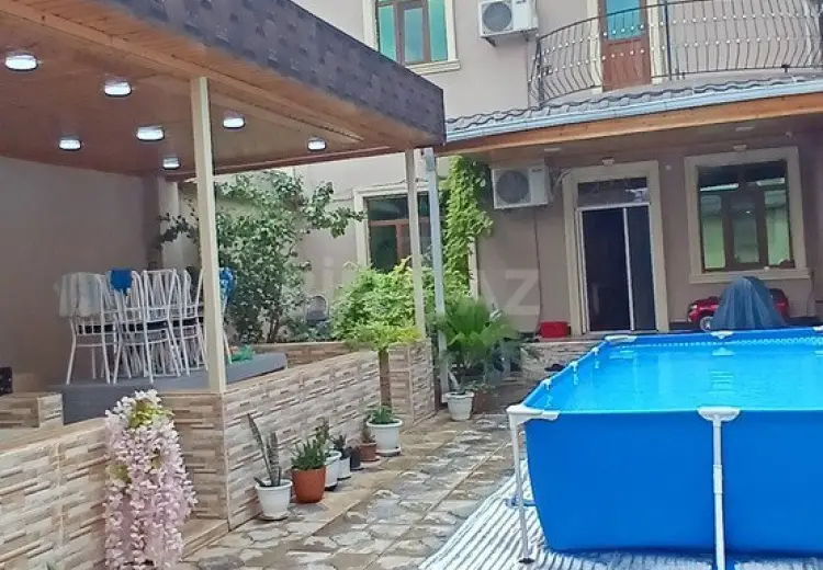 6 otaqlı mənzil Satılır, Gəncə