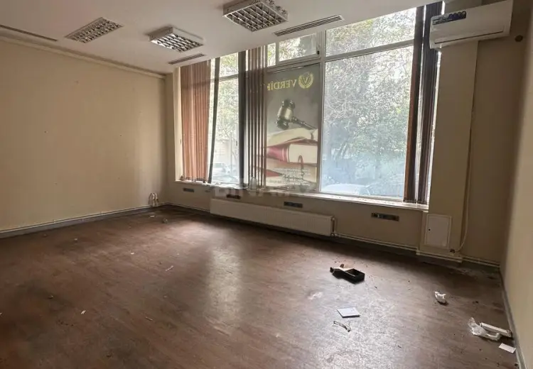 303 m² Obyekt / Ofis Kirayə (aylıq), Nəsimi, Bakı