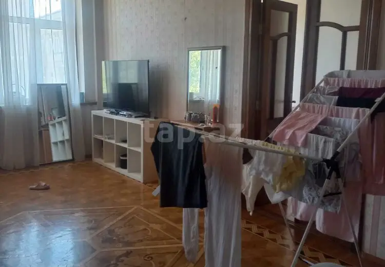 3 otaqlı mənzil , Bakı