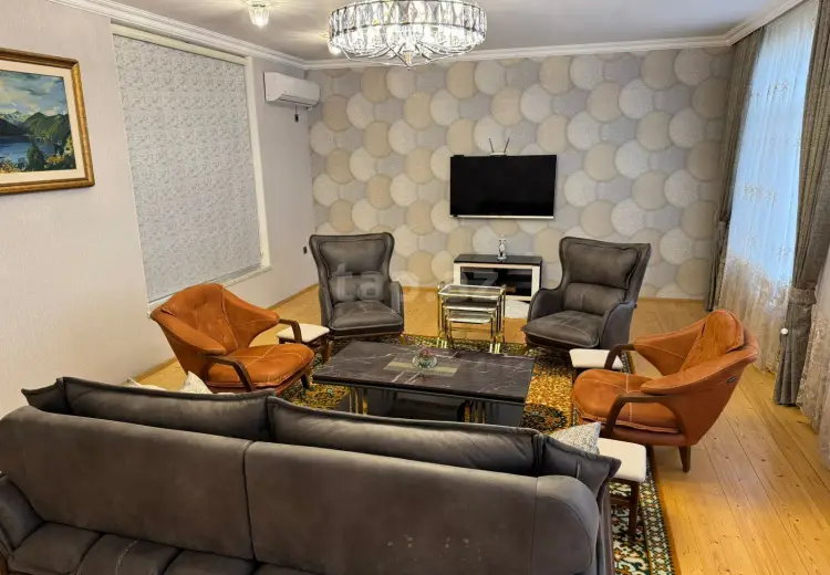 260 000 AZN - 10 otaqlı mənzil , Novxanı, Abşeron