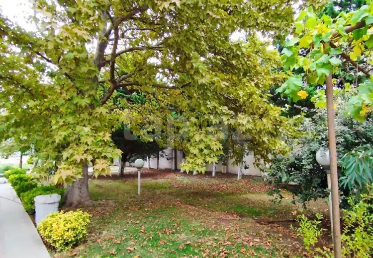 8 otaqlı mənzil , Bakı