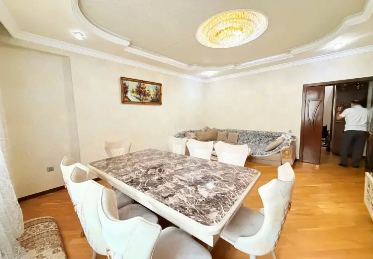 3 otaqlı mənzil Satılır, Yeni Yasamal qəs., Yasamal, Bakı