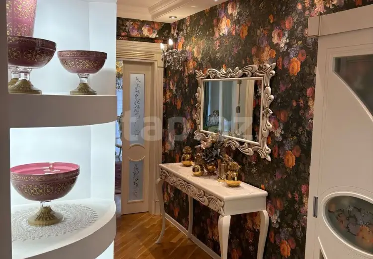 5 otaqlı mənzil , Bakı