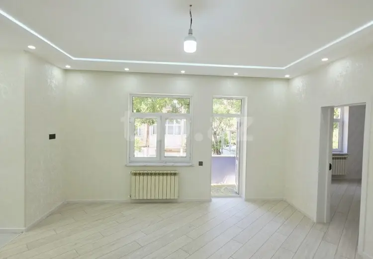 3 otaqlı mənzil , Səbail, Bakı
