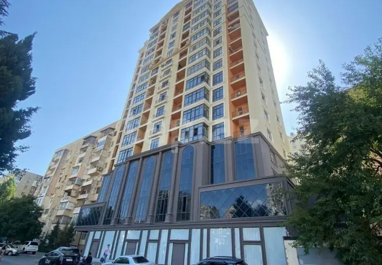 4 otaqlı mənzil , Bakı