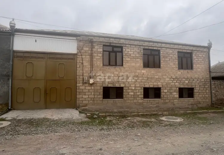 7 otaqlı mənzil , Gəncə