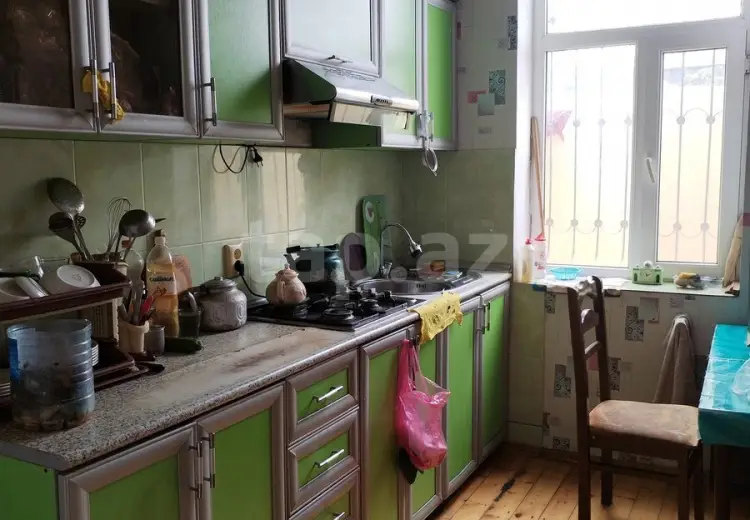6 otaqlı mənzil , Sumqayıt