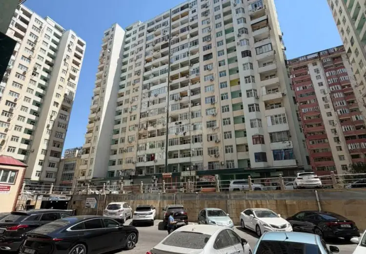 2 otaqlı mənzil Satılır, Xətai, Bakı