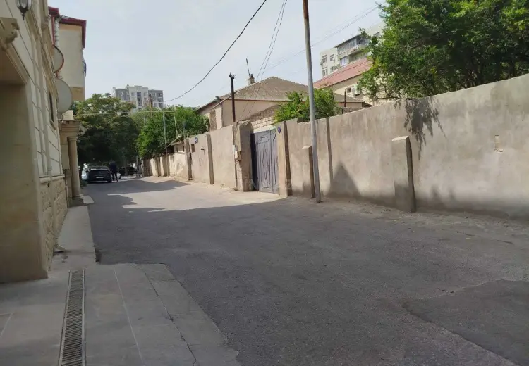 10 sot Torpaq Satılır, Nizami, Bakı