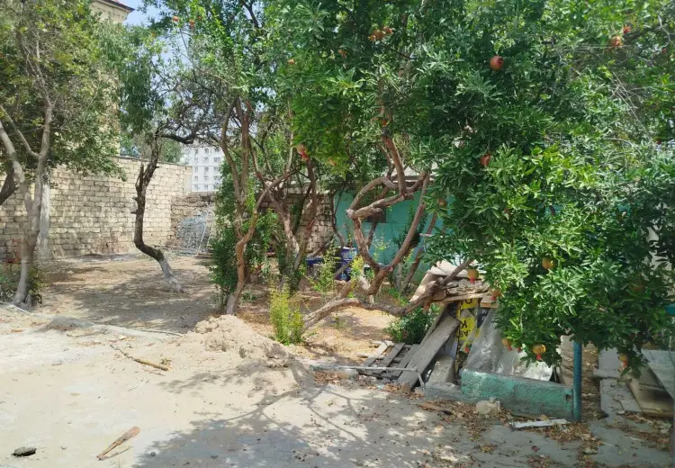 10 sot Torpaq Satılır, Nizami, Bakı