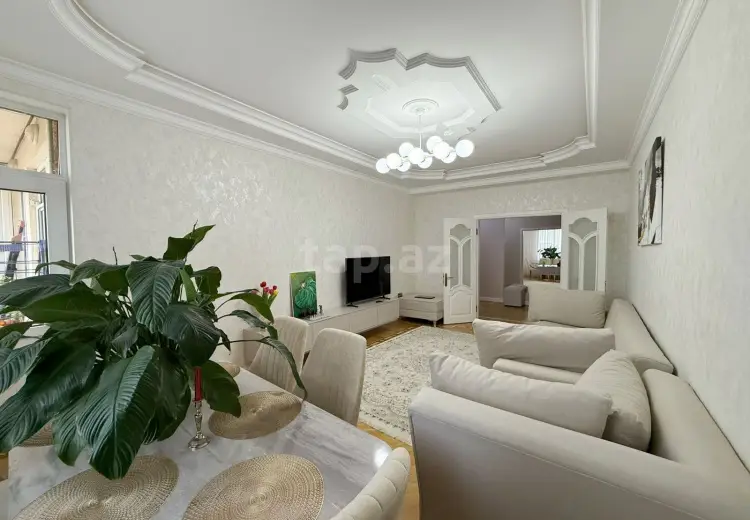 3 otaqlı mənzil , Bakı