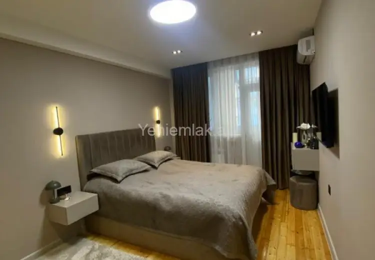 316 000 AZN - 4 otaqlı mənzil Satılır, 8-ci kilometr, Nizami, Bakı