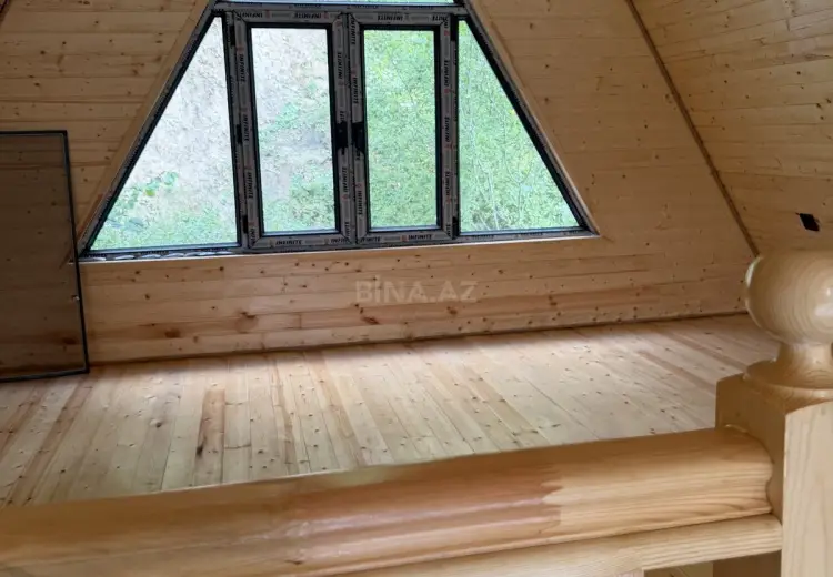 4 otaqlı mənzil Satılır, Quba