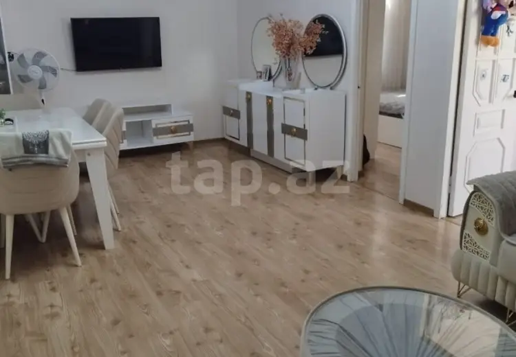 6 otaqlı mənzil , Əmircan qəs., Suraxanı, Bakı