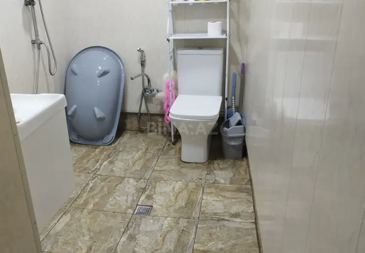 6 otaqlı mənzil Satılır, Əmircan qəs., Suraxanı, Bakı