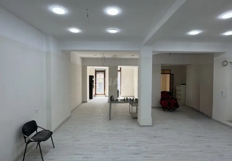 100 m² Obyekt / Ofis Kirayə (aylıq), Nəsimi, Bakı